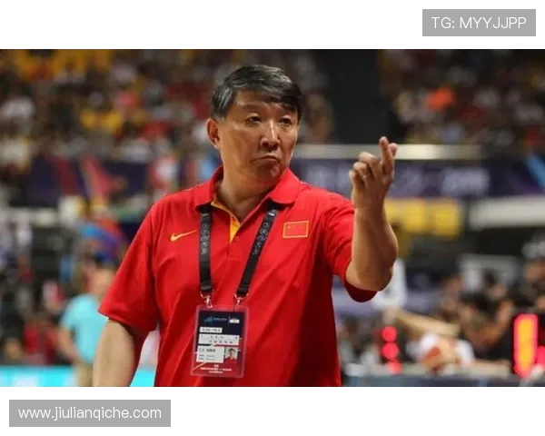 宫鲁鸣：张子宇 300 斤体重堪比姚明 成年队征程需稳步打磨经验(1)