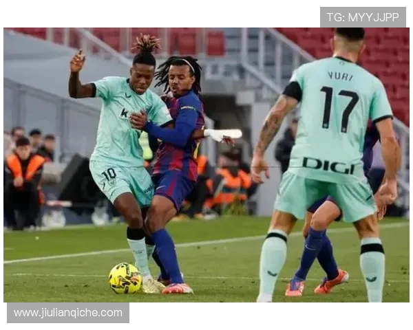 巴萨 1200 万欧年薪锁定尼科！财务战一触即发，毕巴严防球员流失(1)