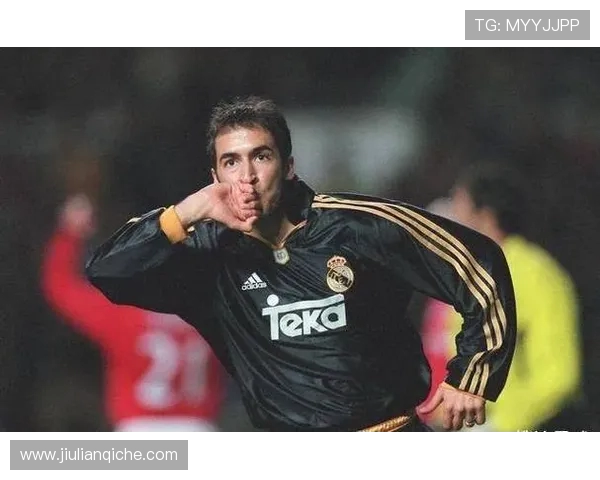 指环王劳尔 48 岁生日!741 场 323 球书写皇马永恒传奇 指环王劳尔 48 岁生日!741 场 323 球书写皇马永恒传奇